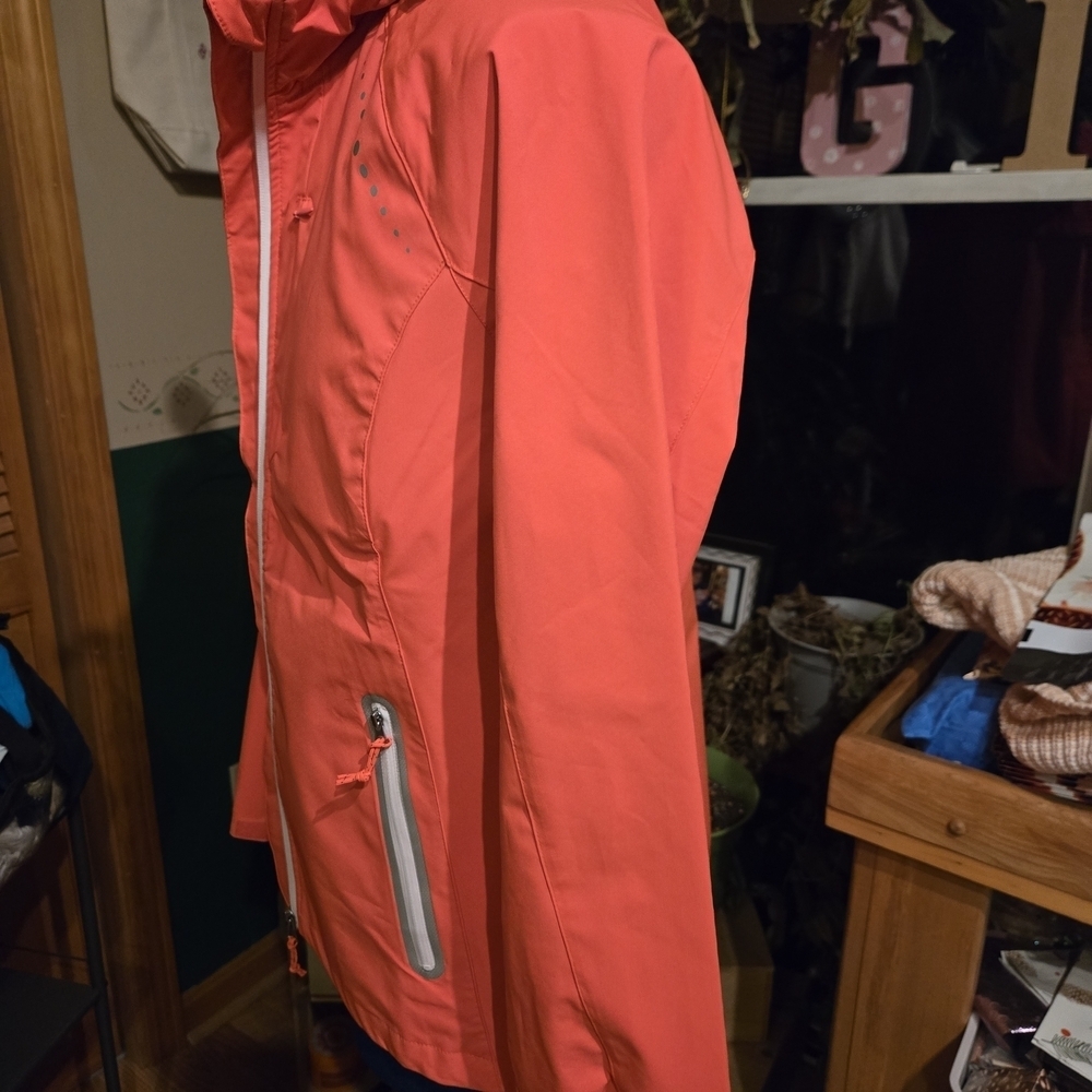 Free Country Bold Pink Rain Jacket - Picture 2 of 8